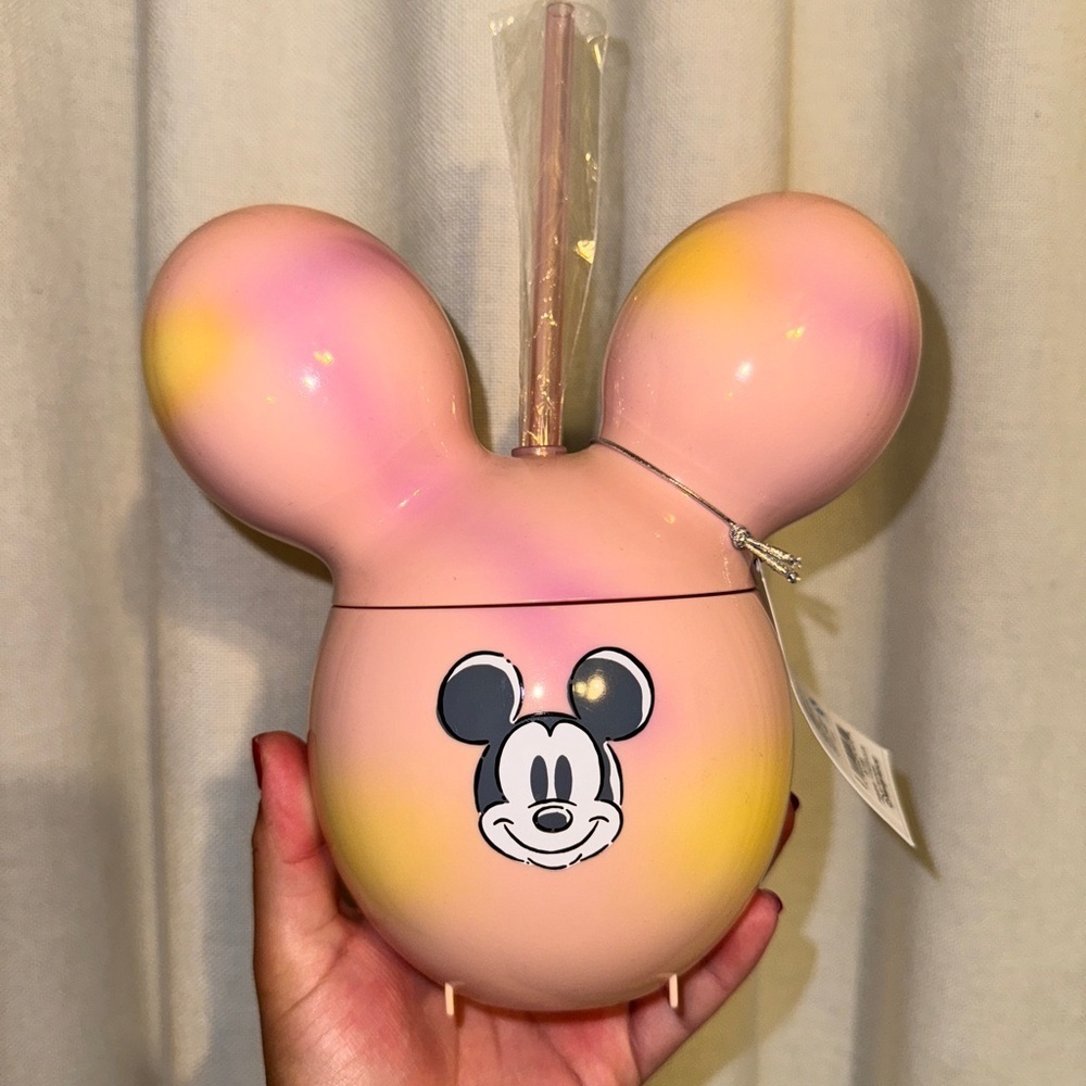 Mickey Shanghai Disneyland Sipper cup